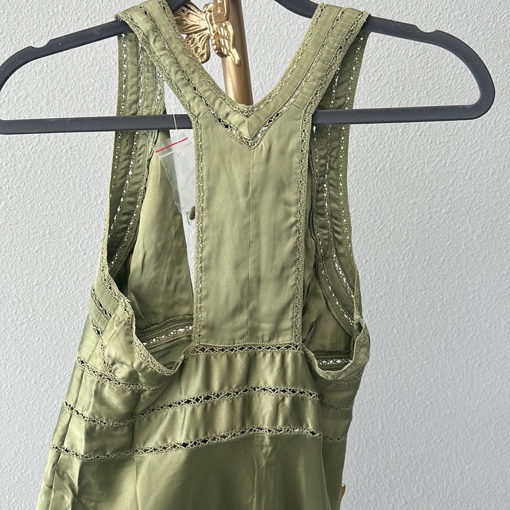 SOLD OUT | ASOS Razorback Dress - Picture 9 of 9